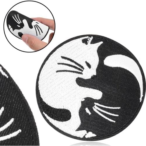 1pc New Animals Yin Yang White Black Cat Applique Sew Iron on Patch Badge Hat Jeans Fabric Cap T-shirt Cool Decoration