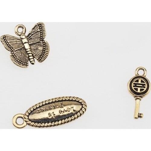 50PCS/Pack Retro Alloy Pendant DIY Handmade Accessories Sewing Craft For Garment Bags Panty Trim Decoration