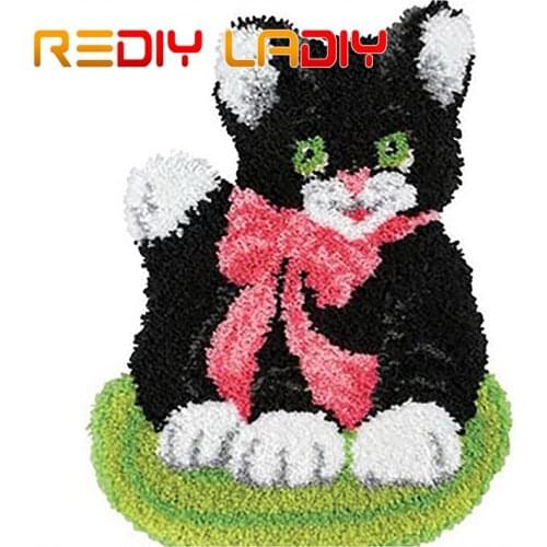 Latch Hook Rug Kits Black Kitten DIY Crocheting Carpet Rug 100% Acrylic Yarn Cushion Mat Crochet Carpet Home Decor Art & Crafts