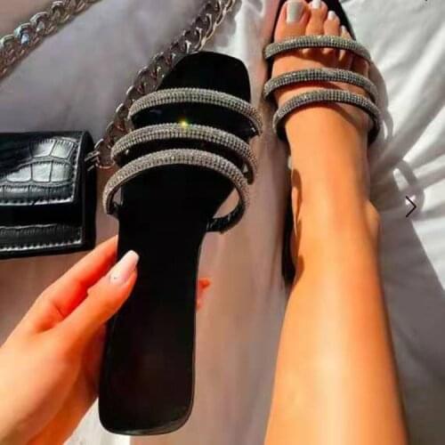 Summer Open Toe Women Sandals Outdoor Flat Women Slippers Zapatillas Mujer Light Diamond Women Beach Shoes Zapatillas Mujer