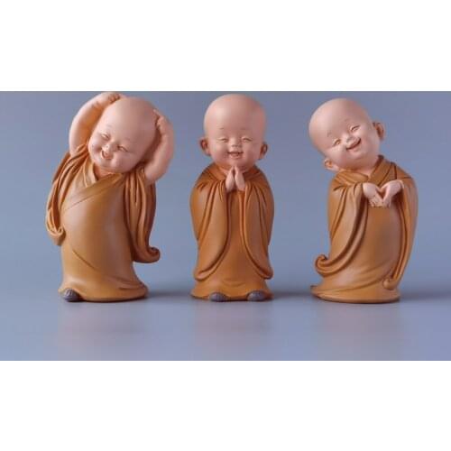 Resin cute little monk mini statue Modern handmade sculpture Cute home living room desktop figurines Childrens gifts Special