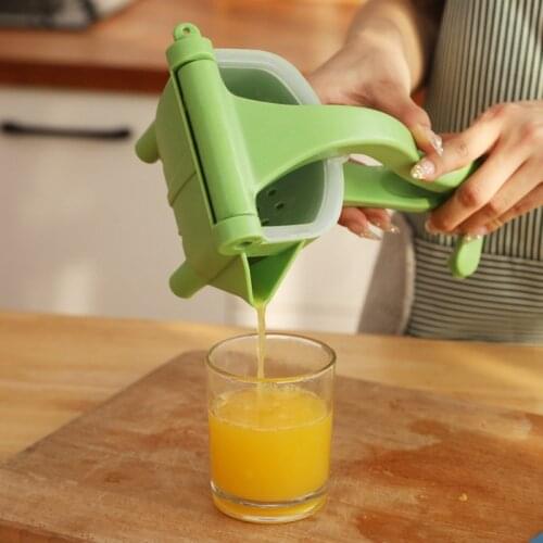 Hand Pressure Manual Juice Squeezer Juicer Pomegranate Orange Lemon Sugar Cane Juice Portable Squeezes Juicer Kitchen Fruit Tool