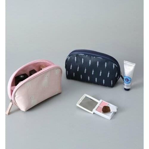 NEW Fashion Cosmetic bag Women waterproof Flamingo makeup bags travel organizer Toiletry Kits Portable makeup bags Beautician