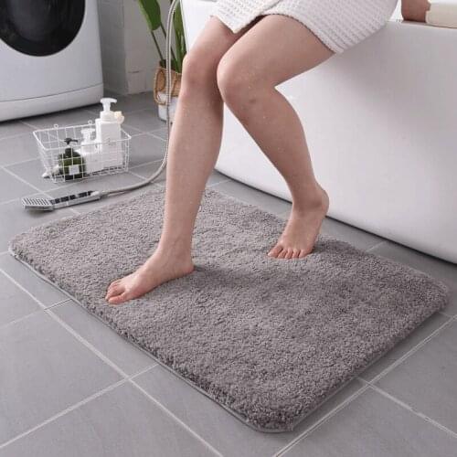 Bathroom Absorbent Carpet Non-slip Carpet Pure Color Bathroom Door Mat Heart-shaped Rug Area Carpet Household Floor Mat fluffy r