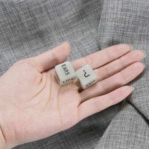 1 Pair Luminous Dice Luminous Toy Adult Couple Lovers Auxiliary Toy Day Valentine’s Game Dice Party Gift Table Game M7H2