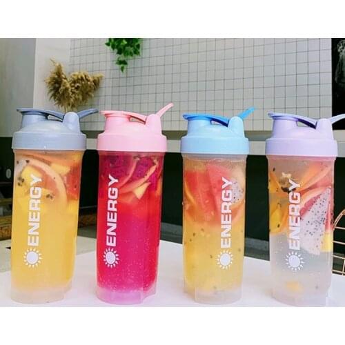 500/700ml Portable Protein Powder Mixing Sports Water Bottle Fitness Gym Plastic Shaker Bottle With Stirring Ball Milkshake Cup