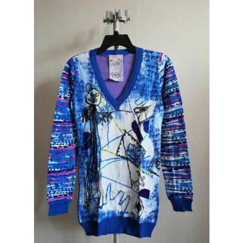 Desigual, a Spanish brand, has a special print contrast color Mosaic of pure cotton line V-neck mid-long style