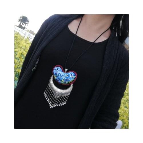 2020 new hand embroidered fashion necklace womens personalized tassel pendant lucky Amulet