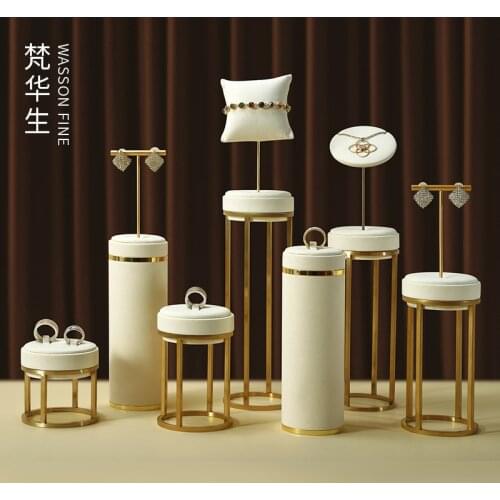 Factory direct supply window metal jewelry display stand jewelry storage rack ring earrings necklace display props