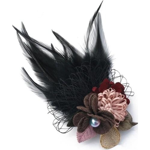Luxury designer cool fabric flower corsage brooch pin for women suit banquet feather wedding jewelry accessories gift wholesale