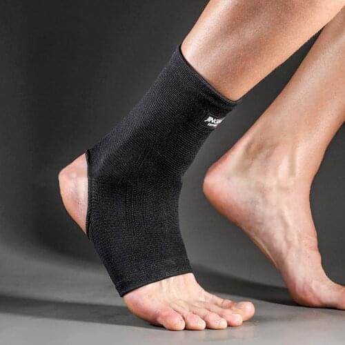 1Pc Ankle Brace Breathable Elastic Nylon Protective Ankle Brace Compression Sleeve for Sports