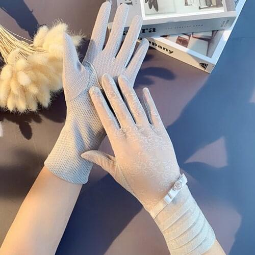 Sexy Summer Women UV Sunscreen Short Sun Female Gloves Fashion Ice Silk Lace Driving Of Thin Touch Screen Elegant Lady