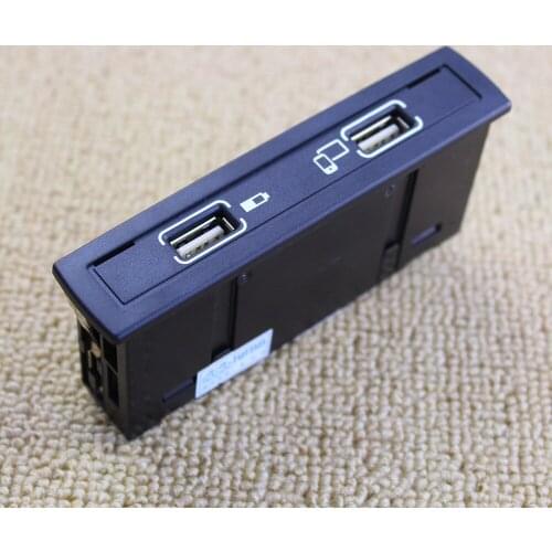 A1728202100 Dashboard USB Sockets For Mercedes-Benz CLS A CLASS GLA CLA GLE USB Hub Integrated line interface