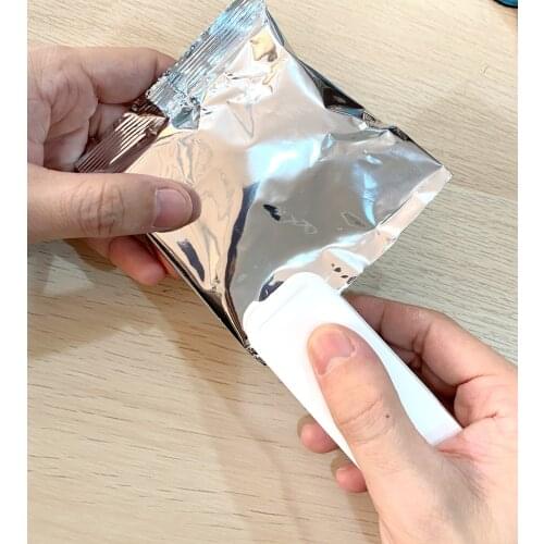 White Mini Heat Sealer Plastic Package Storage Bag Mini Sealing Machine Handy Sticker Seals for Food Snack Kitchen Accessories