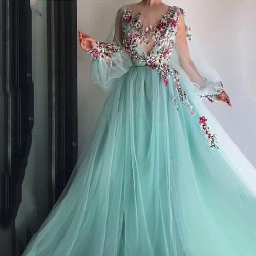 Long Sleeves Evening Dress Party Gowns Robe De Soiree Formal Prom Dresses Plunging 3D Flowers Beading Top Evening Gowns