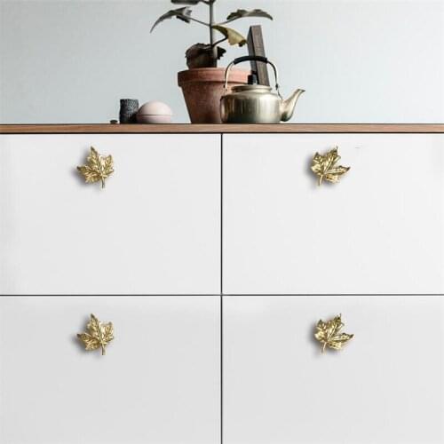 Creative Solid Brass Handle Medal of Merit Maple Leaf Shaped Cabinet Wardrobe Retro Handles Pulls Furniture Diy