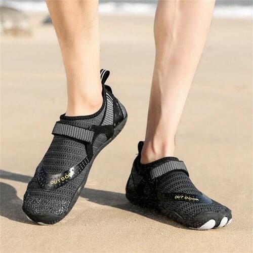 1 Pair of Mens and Womens Outdoor Beach Water Shoes Ultra-light Lycra Material Swimming Surfing Quick-drying Shoes