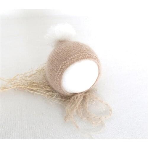 Lovely Newborn Hat Photography Props Knitted Pom Pom Bonnet Beige Baby Prop Hat Photo Prop Cap Infant Girl Boy Shower Gift