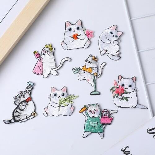 Cute Cat Patches High Quality Lifelike 3D Embroidery Patch for Clothes Fabric Stickers Iron on Patch Badge Jeans Animal Applique