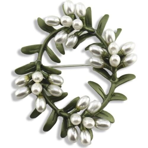 New European and American retro style exaggerated green baking paint inlaid imitation pearl fashion delicate brooch