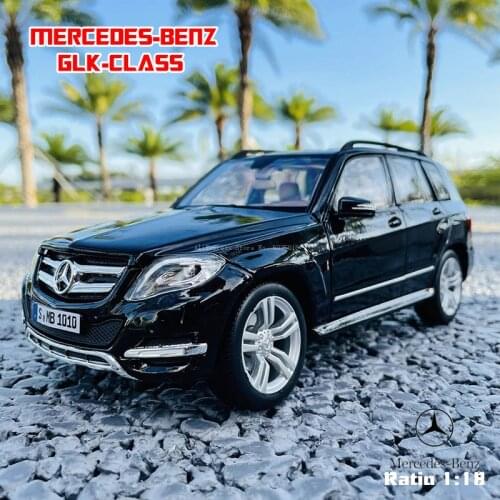 Maisto 1:18 Mercedes-Benz GLK G-Class Alloy Retro Car Model Classic Car Model Car Decoration Collection gift Die-cast car model