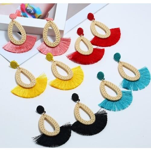 Fashion simple hollow teardrop earrings for women ornate wire drop female earrings with resin design kolczyki oorbellen jewelry