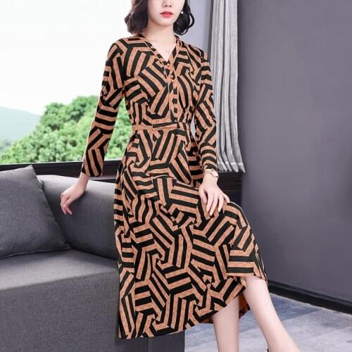 Autumn Vintage Striped Print Bodycon Knitting Dress 2021 Spring 4XL Plus Size Casual Midi Vestidos Elegant Woemn Party Dresses