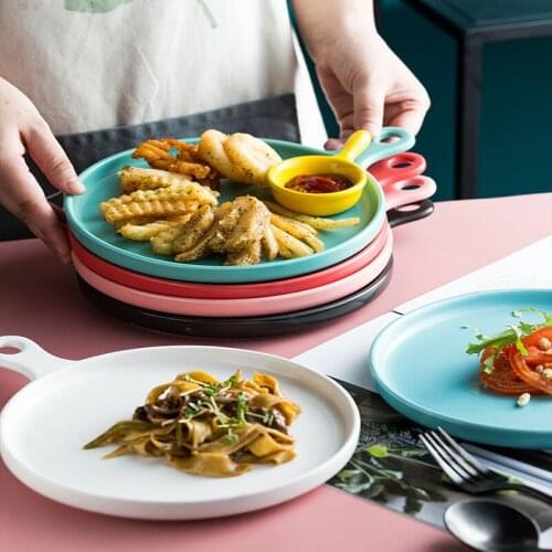 High Temperature Resistant Porcelain Plate with Handle Ceramic Baking Pan Western Food Plate Round Baking Tray Kitchen Supplies