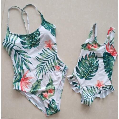Family Summer Swimsuit for Dad Mom Girls Boys Clothes 2021 New Mother Daughter Print Bikini Swimming Shorts Matching Outfits
