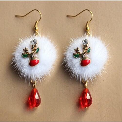 Personality Santa Claus Sika Deer White Pompom Red Crystal Temperament Earrings Womens Creativity Funny Christmas Jewelry