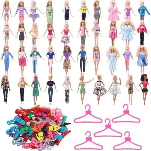 Doll Accessories 15-Piece Set 5 Random Barbies Clothes ( Clothes Random ) + 5 Pairs Of Shoes + 5 Hangers For Barbies