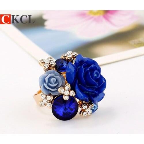 Ckcl Rings With Crystals