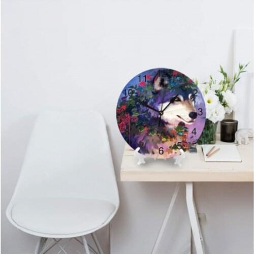25cm Round Wall Clock Numeral Digital Dial Mute Silent non-ticking electronic wall clock Wolf Animal Operated Clocks
