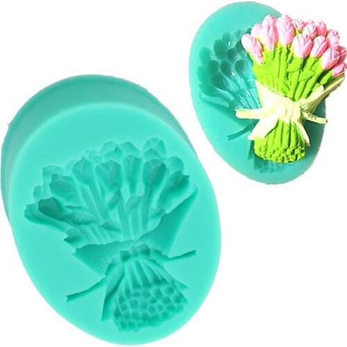 Food-grade Silicone Mold 3D Girl,Fondant Cake Decorating Tools,Silicone Soap Mold,Silicone Silicon Cake Mold Color Green
