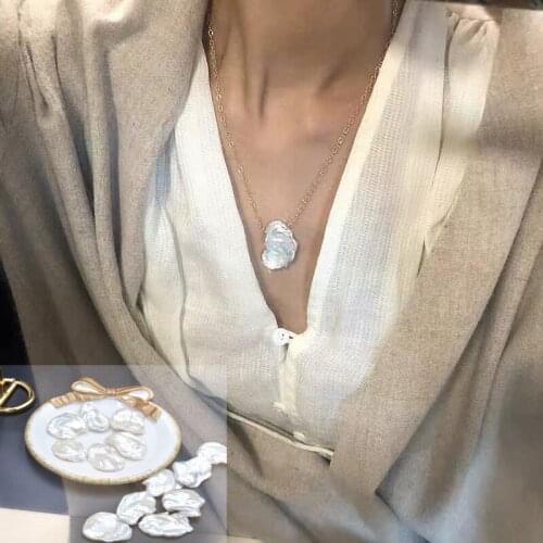 Natural Freshwater Pearl Jewelry Baroque Shaped Petals Clouds Odd Shaped Pearls Simple Temperament All-match DIY Pendant Beads