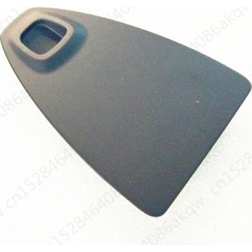 Car USB interface cover 2015Fo rd2015 Instrument panel mobile phone USB data cable interface bracket dust cover small plaque