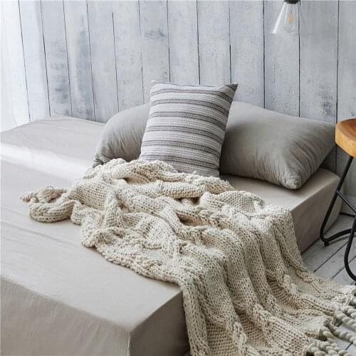 100% Acrylic Knitting Bedside Blankets Ivory White Nap Casual Throws Sofa/Bed/Plane/Travel Summer Air Conditional Blanket