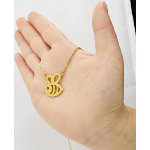 European and American New Style, Titanium Steel Bee Necklace Fashionable Simple Beehive Insect Animal Clavicle Chai