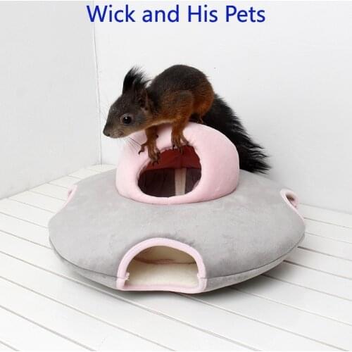 Small Pet Nest Hamster Warm Flying Saucer Hammock Winter Honey Trap UFO Can Hang Multi-layer Toy Hanging Nest Small Animal Bed