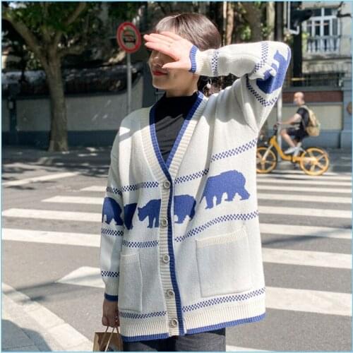 2021 fashion new retro loose V-neck cardigan jacket female spring and autumn temperament casual foreign style sweater