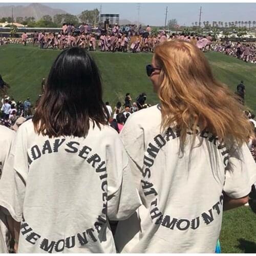 TUT OUTRO Women's T-shirts With Print