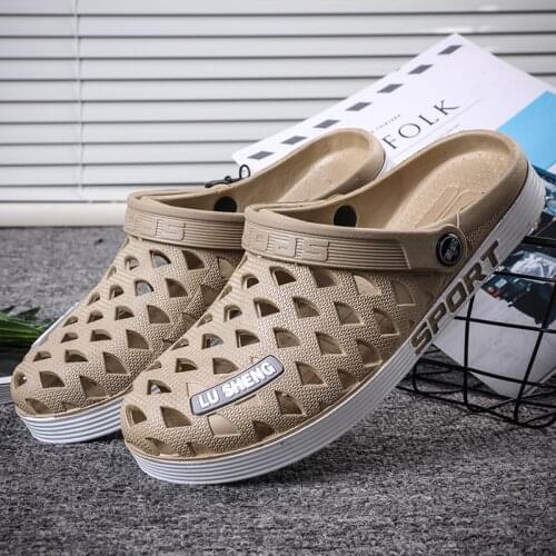 2020 New Summer EVA Men Slip On Garden Slippers Mens Beach Sandals Outdoor Men Slippers Sandals Breathable hollow Shoes TX179