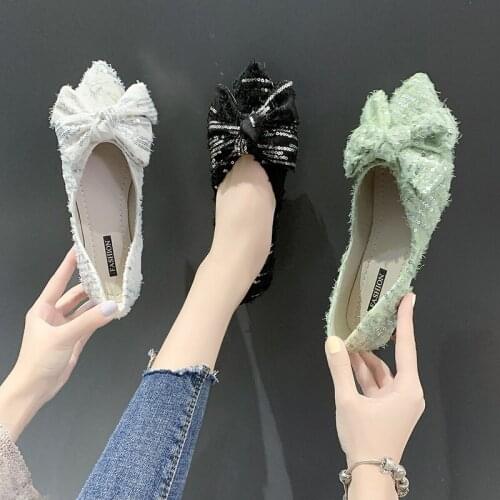 Womens flat sole shoes pointed toe 2020 autumn new fashion all-match sequined womens shoes shallow mouth bow peas shoes