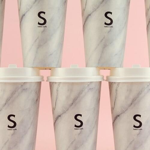 50pcs High quality creative disposable coffee cup 400ml 500ml party birthday wedding favors cold hot drink paper cup with lid
