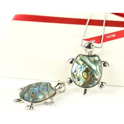 1PC Fashion natural shell sea turtle pendant crystal rock gemstones decoration meditation trend jewelry pendant DIY gift