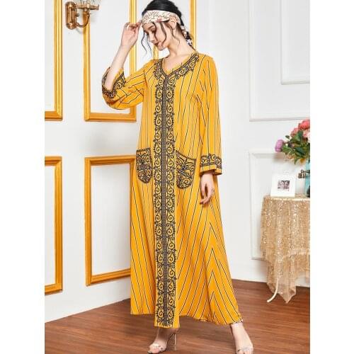 2020 NEW Ethnic Embroidered Abrabic Dress Yellow Fall V Neck Long Sleeve Maxi Dress Pockets Striped Loose Muslim Turkey Clothes