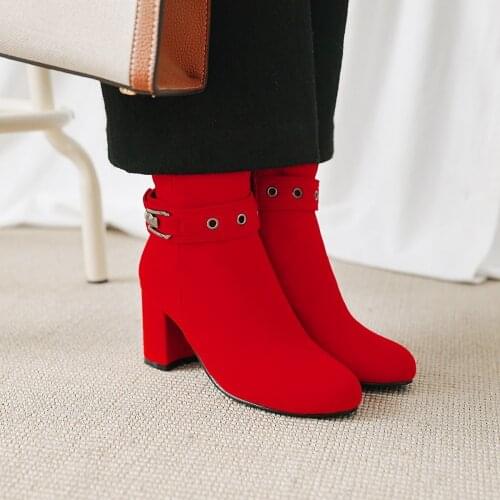2021 Autumn And Winter New Round Toe Thick Heel Fashion Short Boots Womens Warm Short Plush Zipper Frosted Shoes For Female