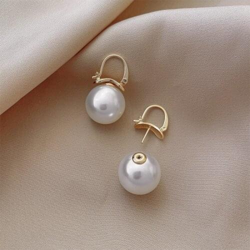 2021 New Fashion Champagne Gold Pearl Temperament Drop Earrings Contracted Geometric Fresh Sweet Joker Elegant Women Jewelry