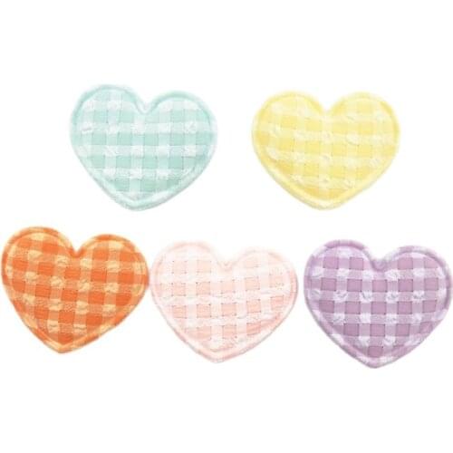 50Pcs/LOT 3.5*2.8CM Padded Reticulated Plaid Cloth Heart Applique DIY Hat Clothes Fabric Sewing Patches Handmade Headwear