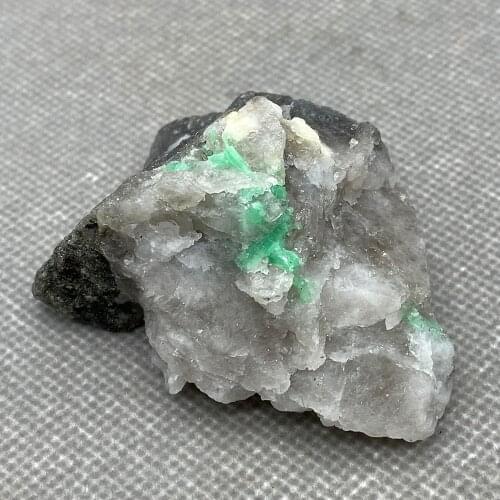 Natural verde esmeralda mineral gema-grau cristal espécimes pedras e cristais de quartzo cristais de china 1